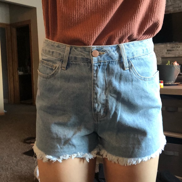 Denim shorts - Picture 2 of 7